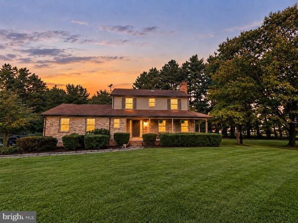 10414 SKYLINE AVENUE, MIDLAND, VA 22728