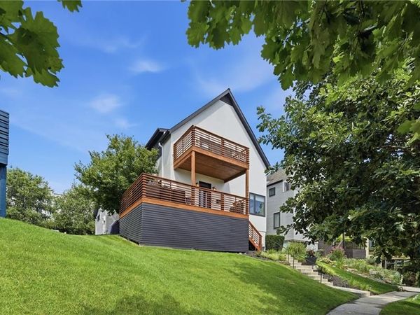 2436 Forest Avenue, Kansas City, MO 64108