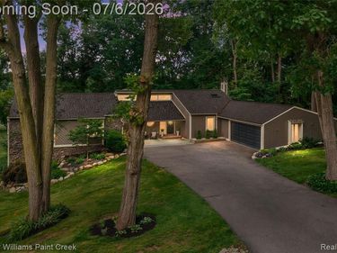 7148 Deerhill Drive, Independence Twp, MI 48346