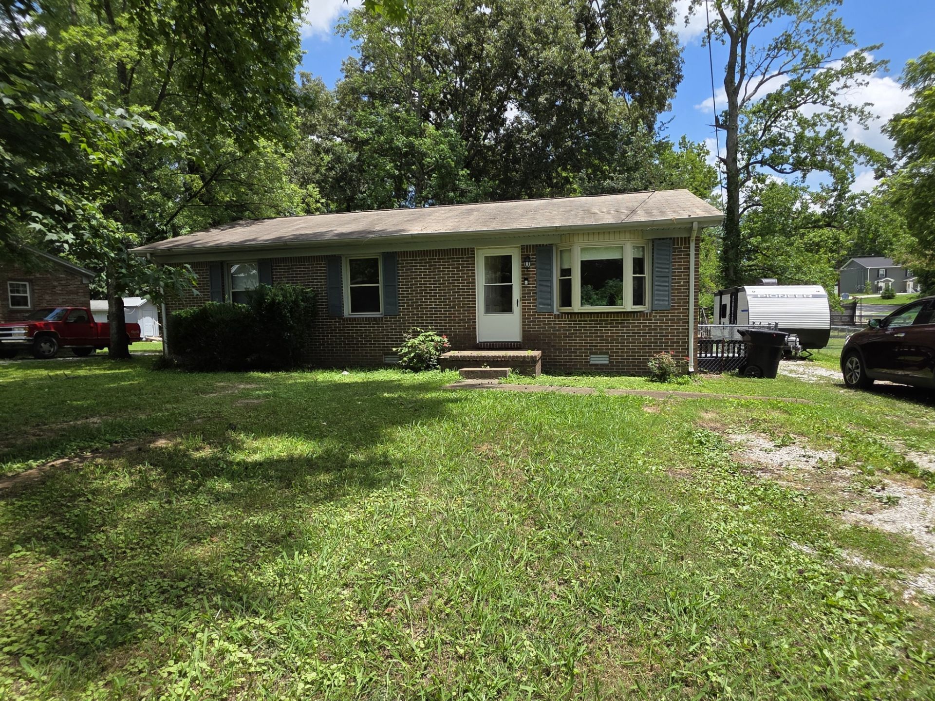 929 S Franklin St, Tullahoma, TN 37388 Main Photo