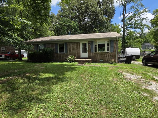 929 S Franklin St , Tullahoma, TN 37388