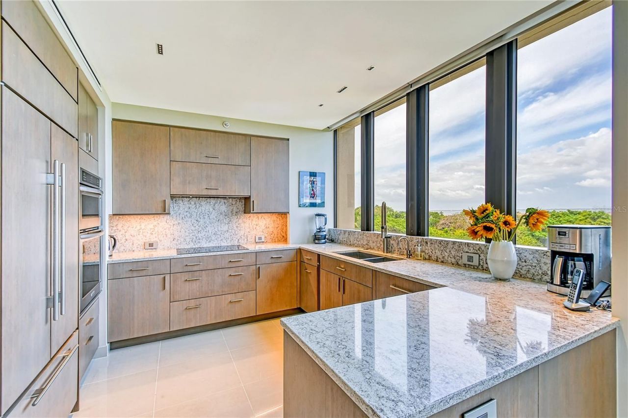 1211 Gulf Of Mexico Drive , Unit 302, Longboat Key, FL 34228 Photo