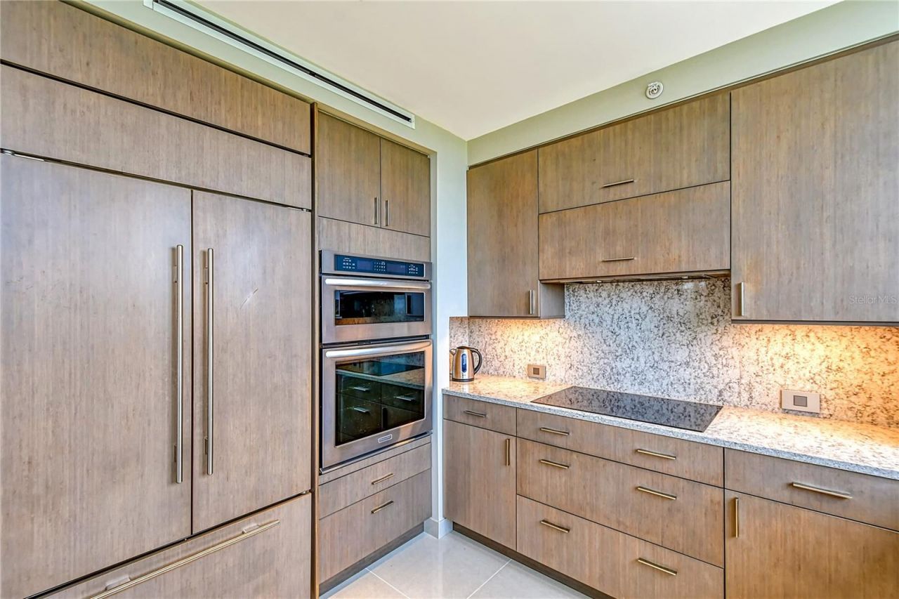 1211 Gulf Of Mexico Drive , Unit 302, Longboat Key, FL 34228 Photo