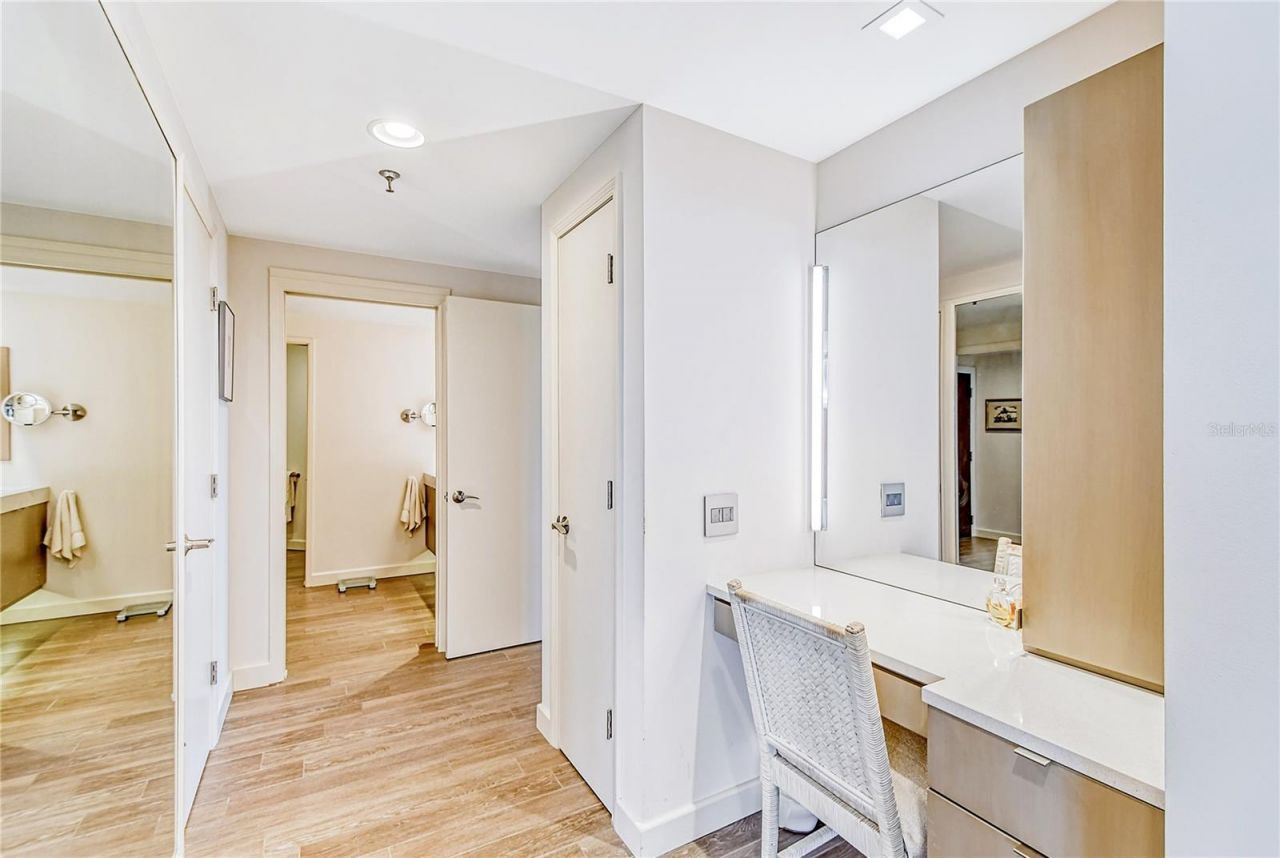 1211 Gulf Of Mexico Drive , Unit 302, Longboat Key, FL 34228 Photo