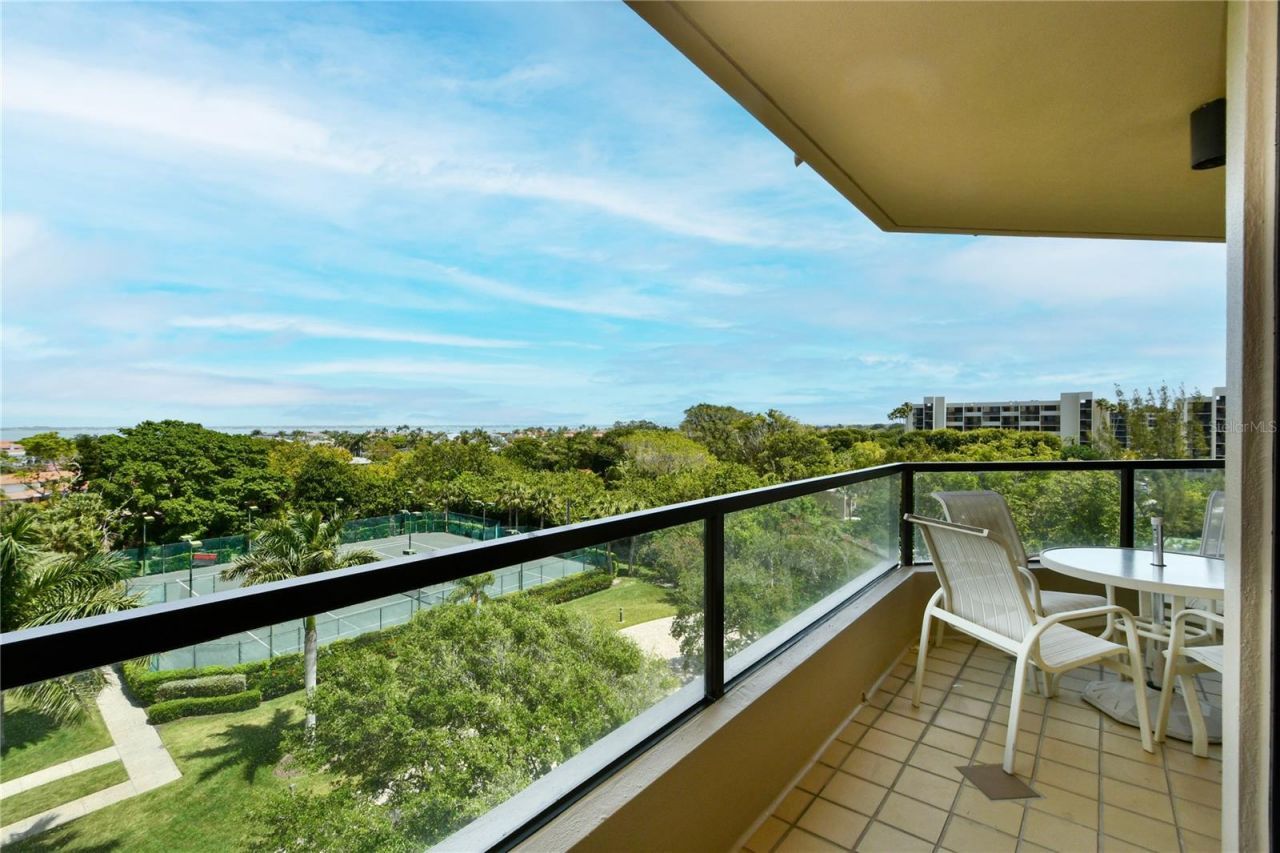 1211 Gulf Of Mexico Drive , Unit 302, Longboat Key, FL 34228 Photo