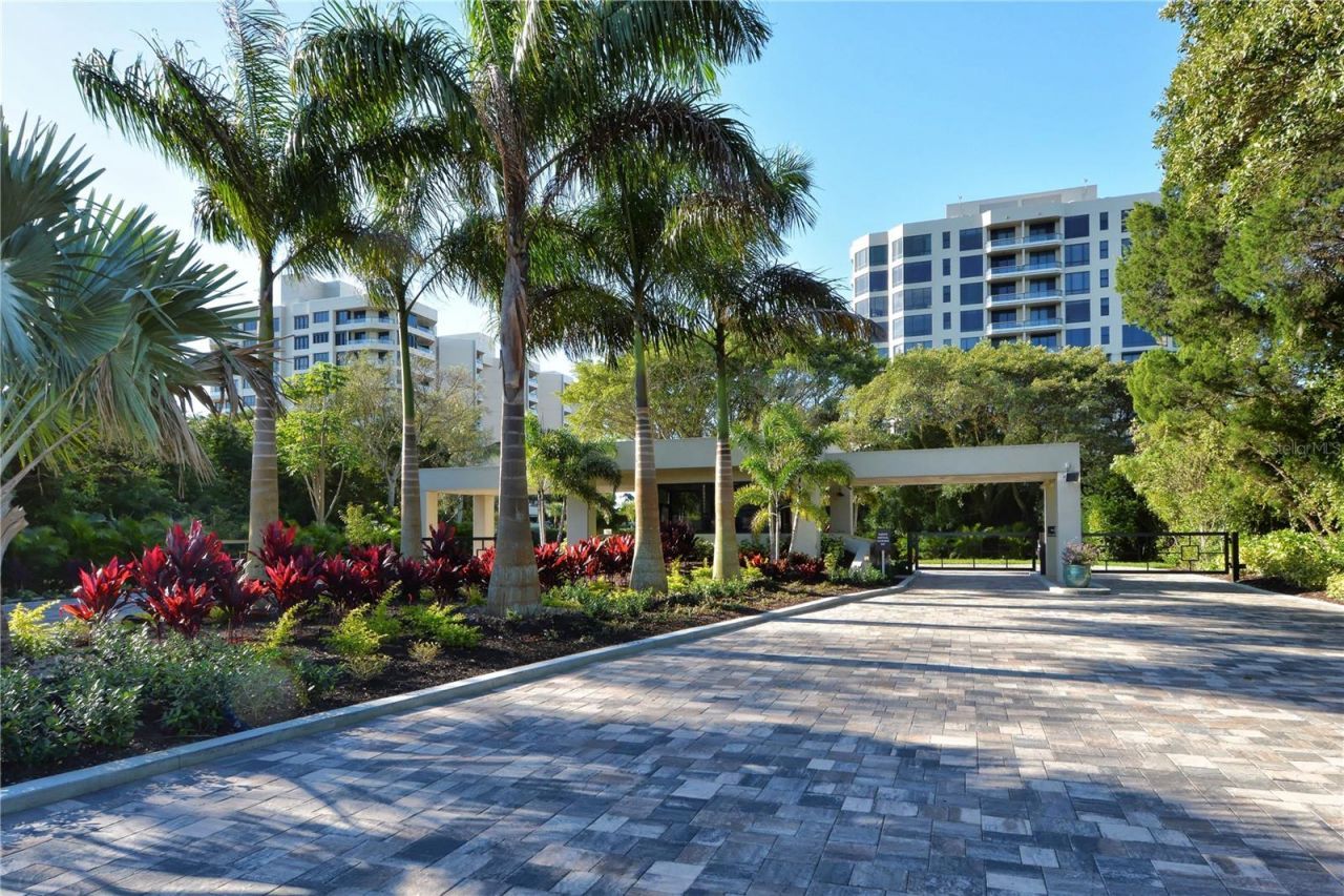1211 Gulf Of Mexico Drive , Unit 302, Longboat Key, FL 34228 Photo