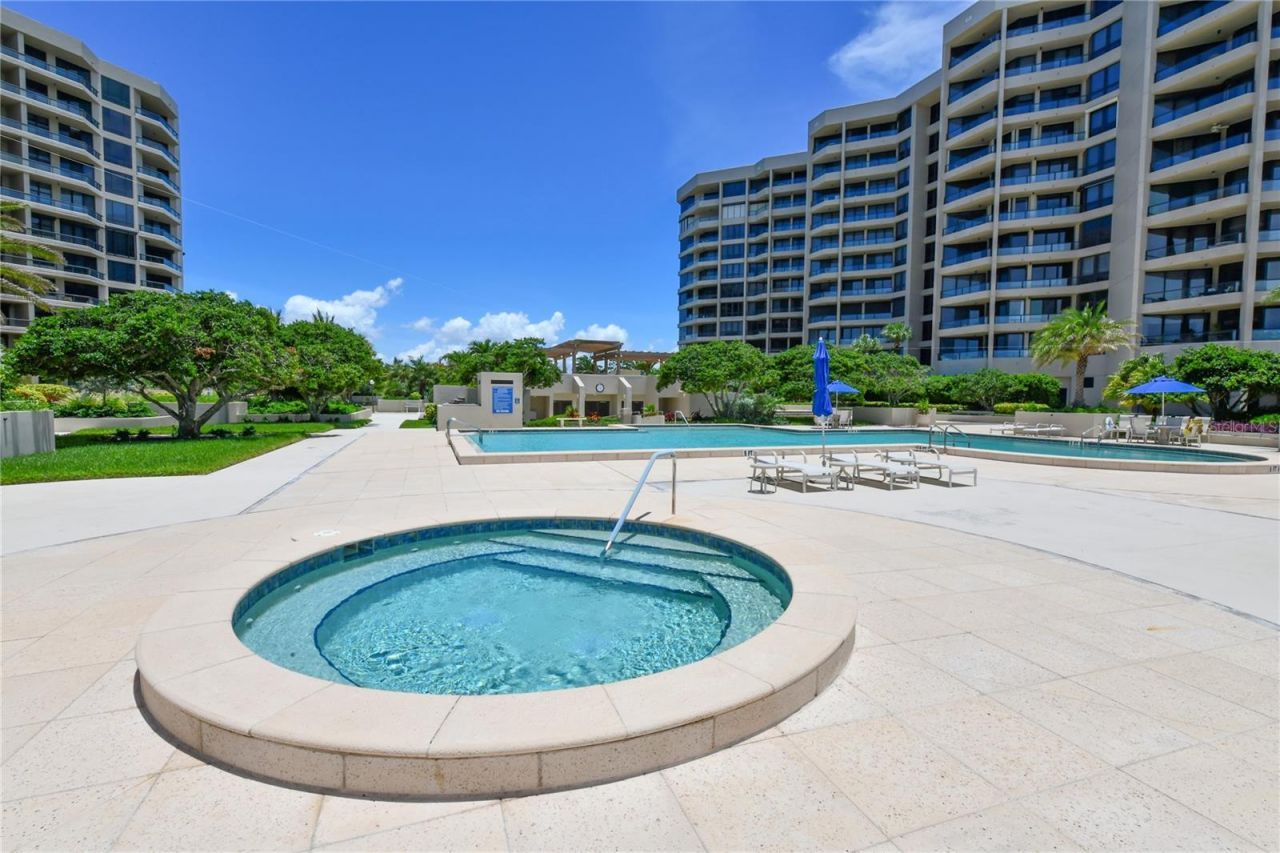 1211 Gulf Of Mexico Drive , Unit 302, Longboat Key, FL 34228 Photo