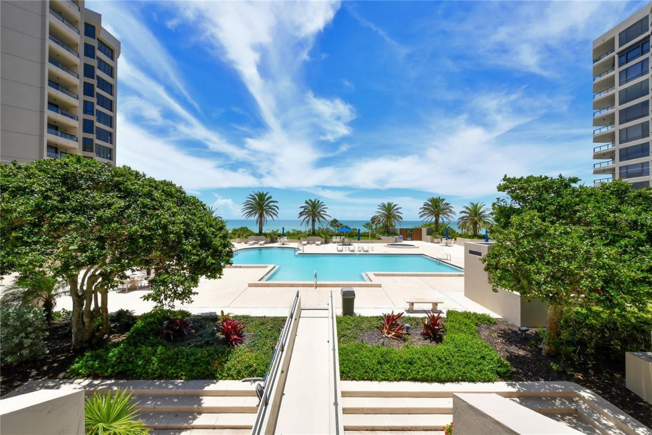 1211 Gulf Of Mexico Drive , Unit 302, Longboat Key, FL 34228 Photo