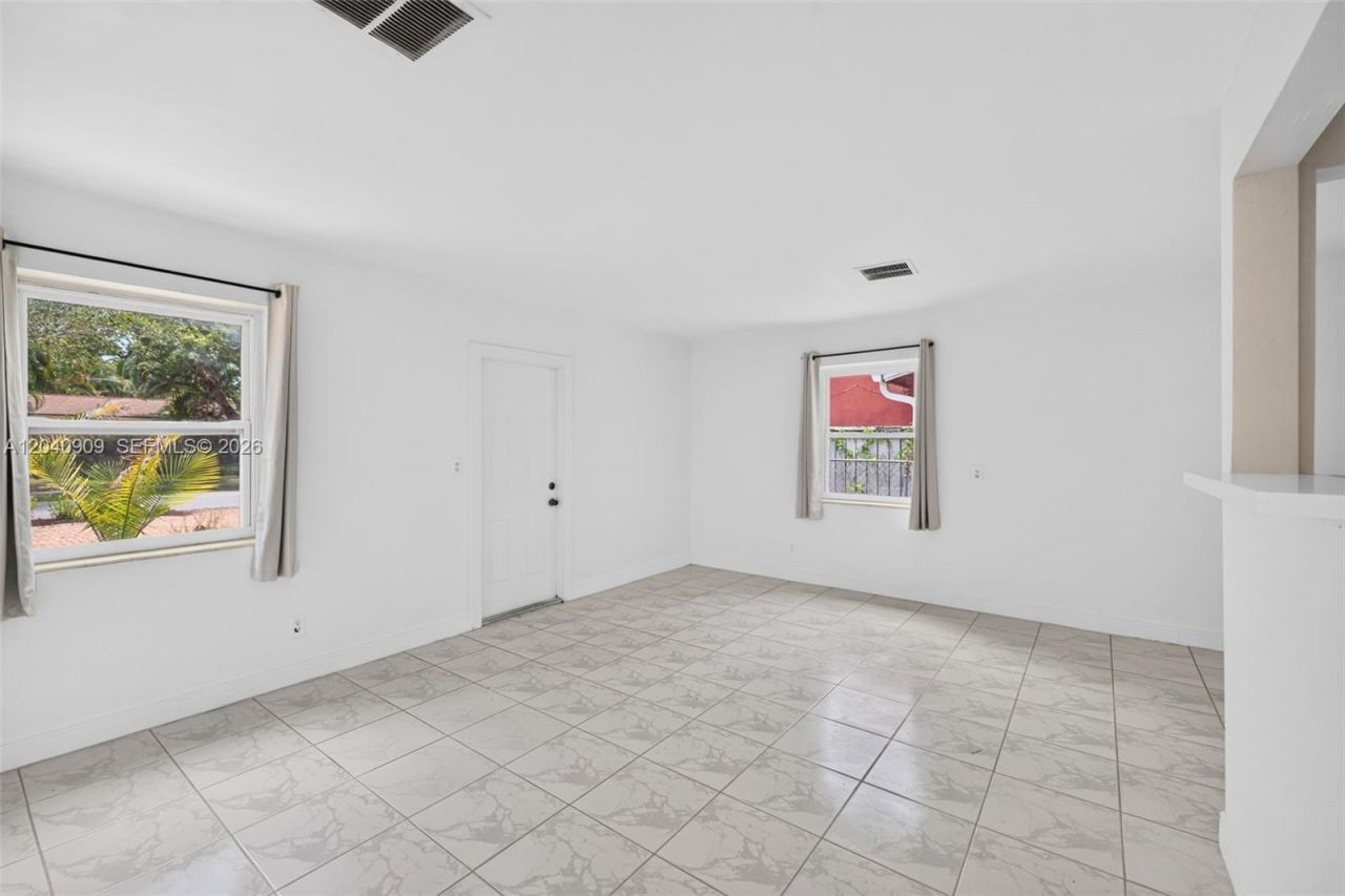 1836 SW 9th Ave, Fort Lauderdale, FL 33315 Photo