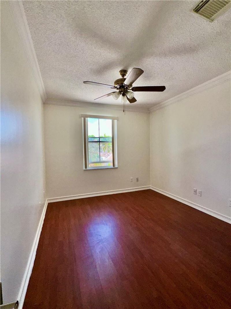 7470 NW 1st Place, Plantation, FL 33317 Photo