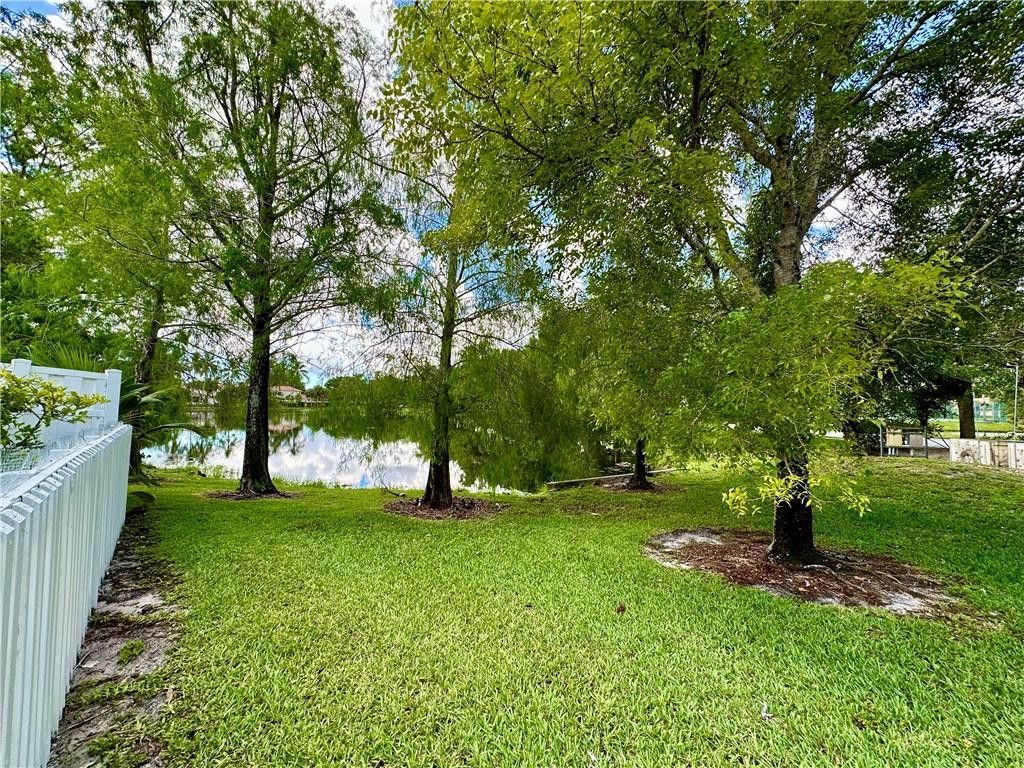 7470 NW 1st Place, Plantation, FL 33317 Photo