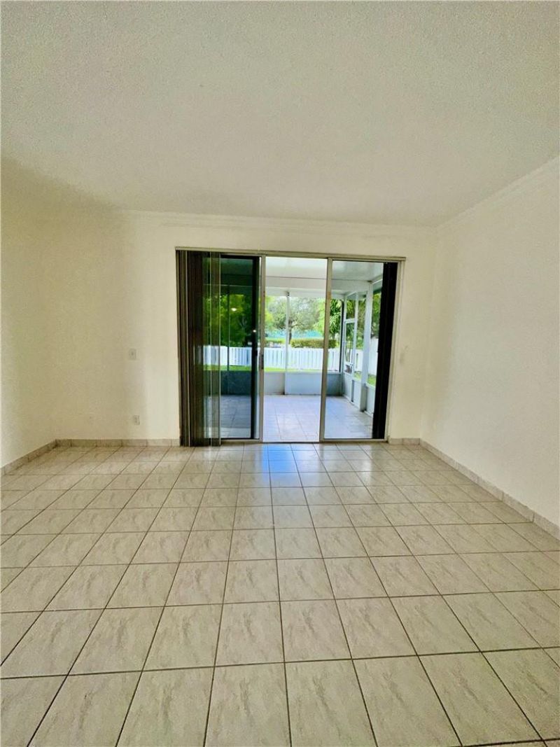 7470 NW 1st Place, Plantation, FL 33317 Photo