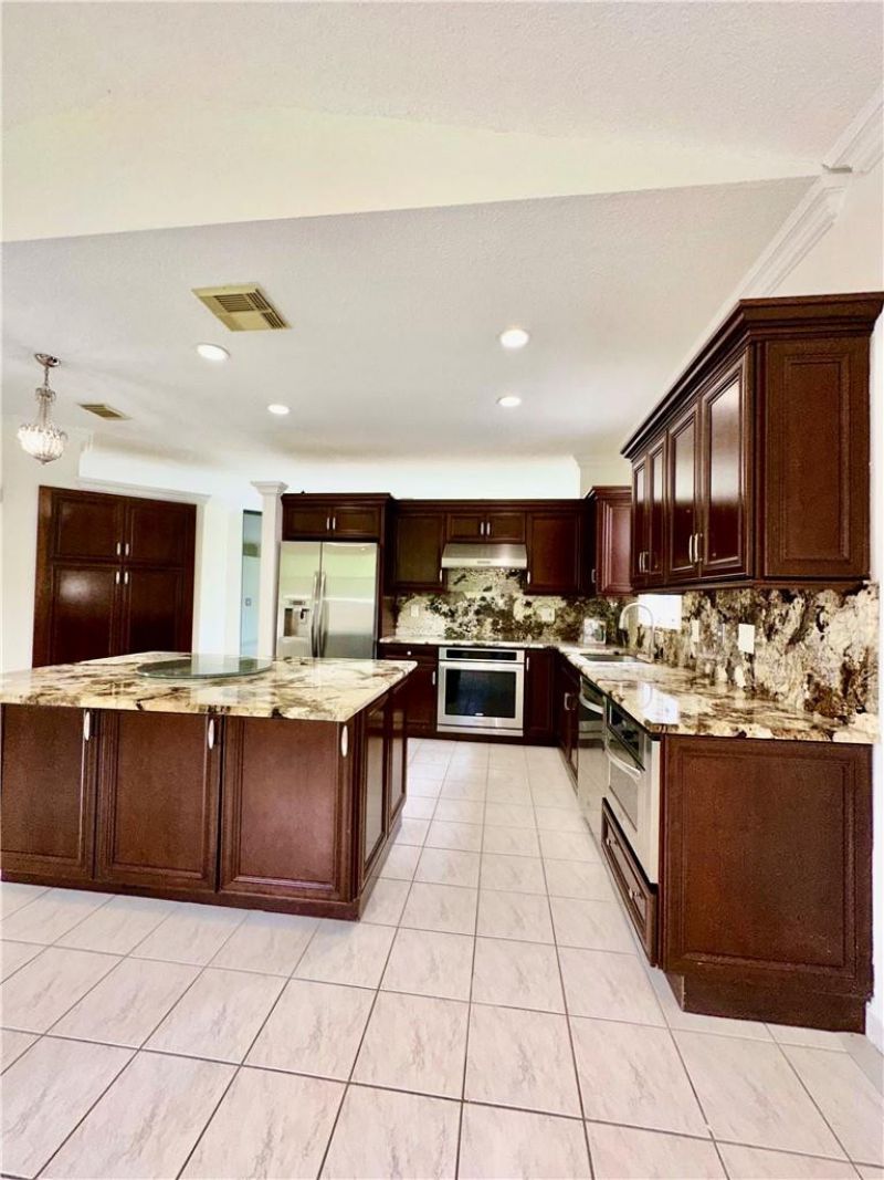 7470 NW 1st Place, Plantation, FL 33317 Photo