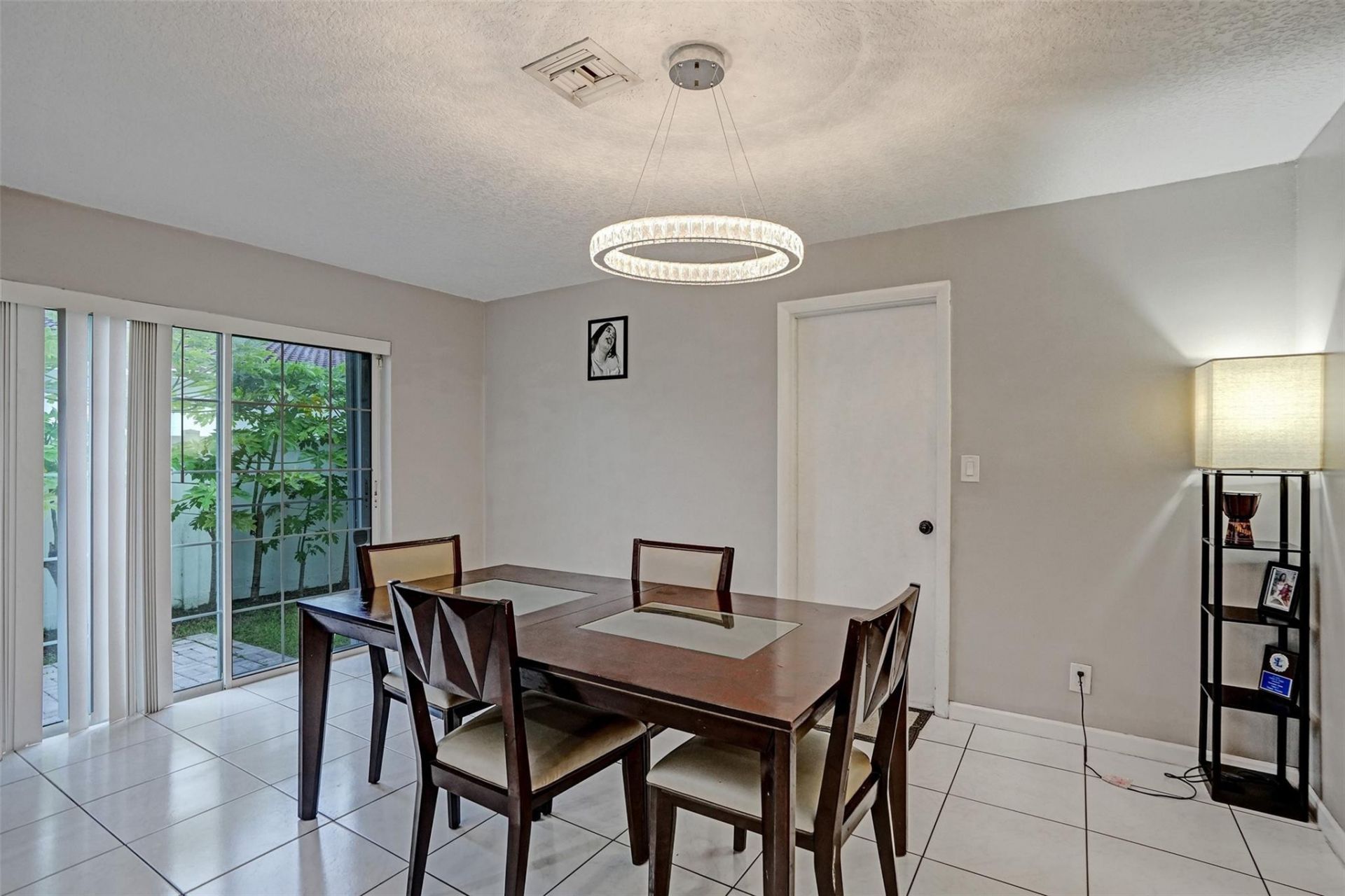 7008 NW 81st Street, Tamarac, FL 33321 Photo