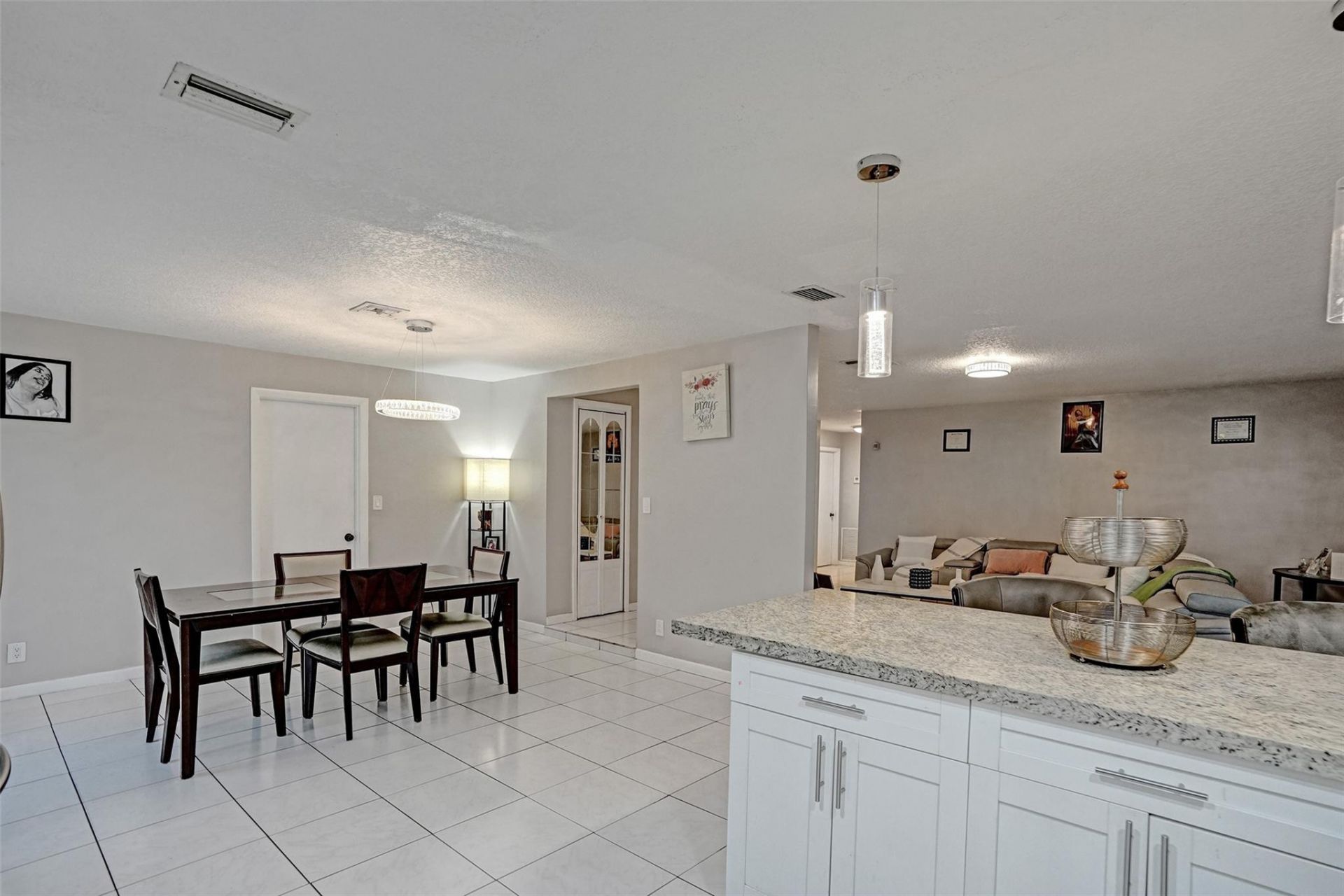 7008 NW 81st Street, Tamarac, FL 33321 Photo