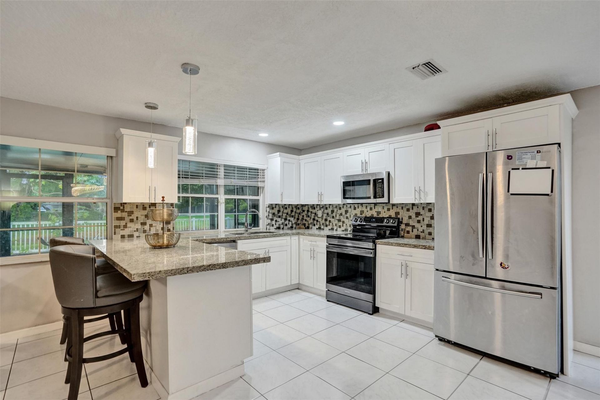 7008 NW 81st Street, Tamarac, FL 33321 Photo
