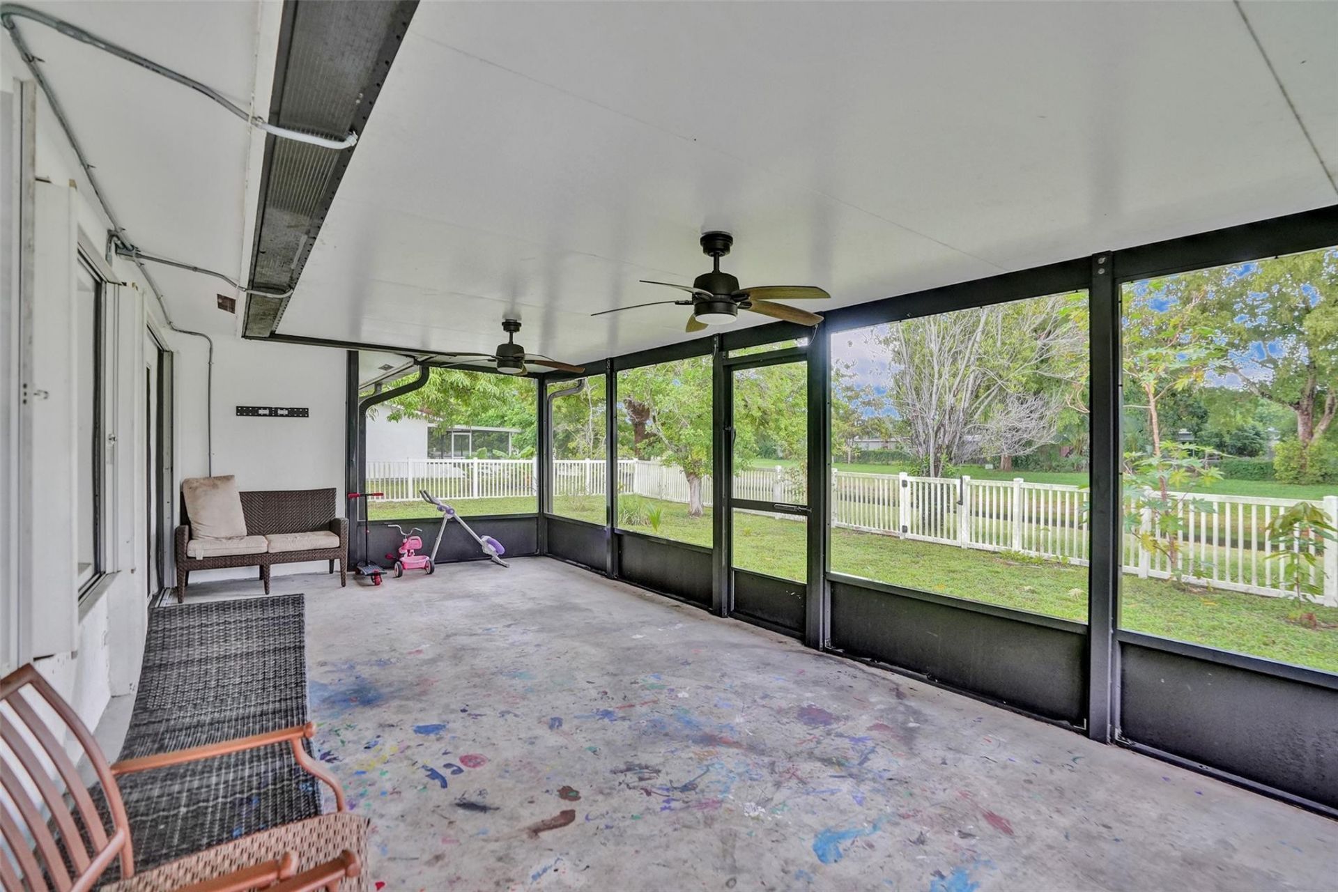 7008 NW 81st Street, Tamarac, FL 33321 Photo
