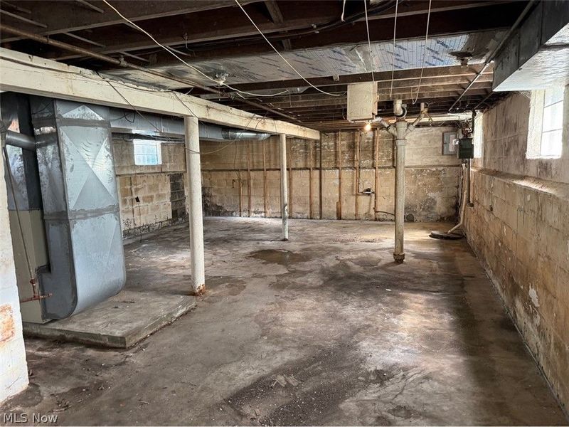 10205 Sandusky Avenue, Cleveland, OH 44105 Photo 21
