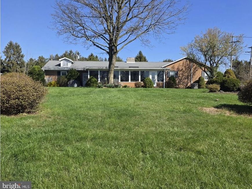 3290 E Berlin Road, York, PA 17408 Main Photo