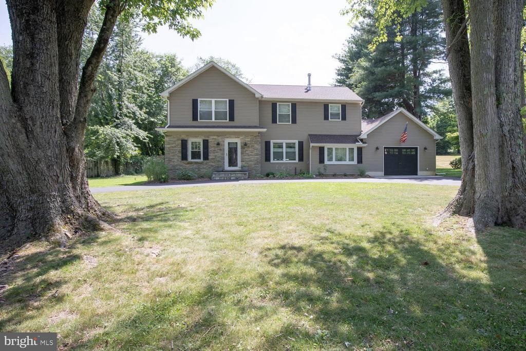 205 TAYLORSVILLE RD, YARDLEY, PA 19067