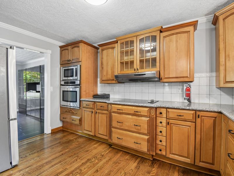 822 Lindenhaven Road, Columbus, OH 43230 Photo 13