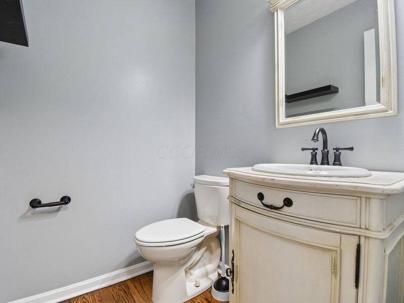 822 Lindenhaven Road, Columbus, OH 43230 Photo 18