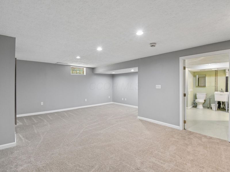 822 Lindenhaven Road, Columbus, OH 43230 Photo 30