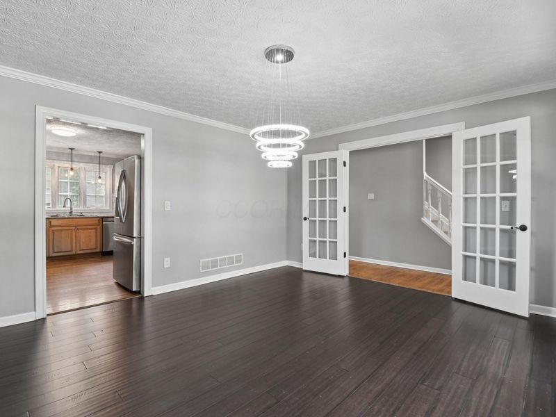 822 Lindenhaven Road, Columbus, OH 43230 Photo 8