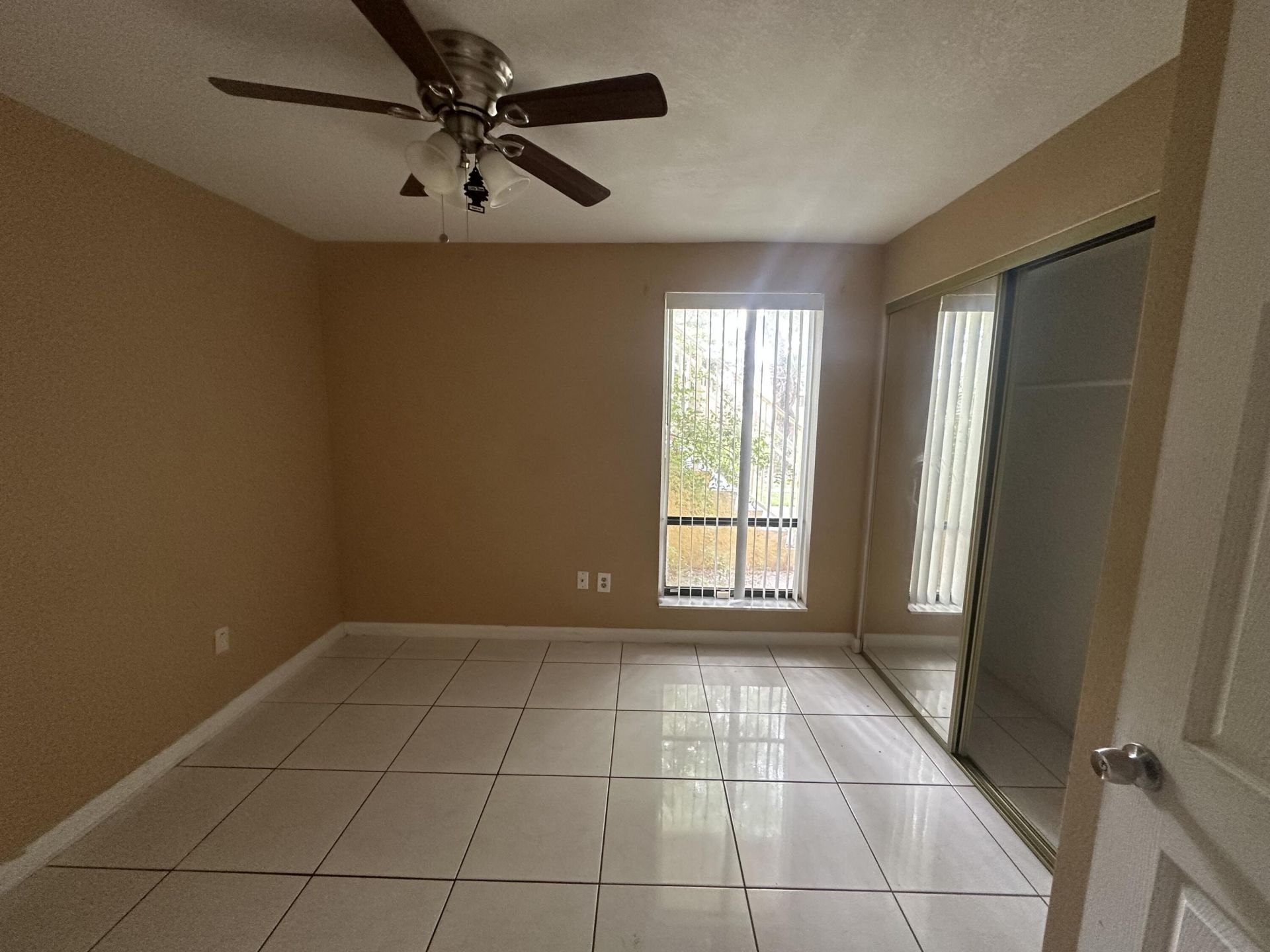 410 NW 214th Street, Unit 105, Miami Gardens, FL 33169 Photo
