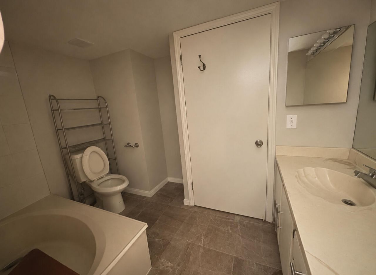 410 NW 214th Street, Unit 105, Miami Gardens, FL 33169 Photo