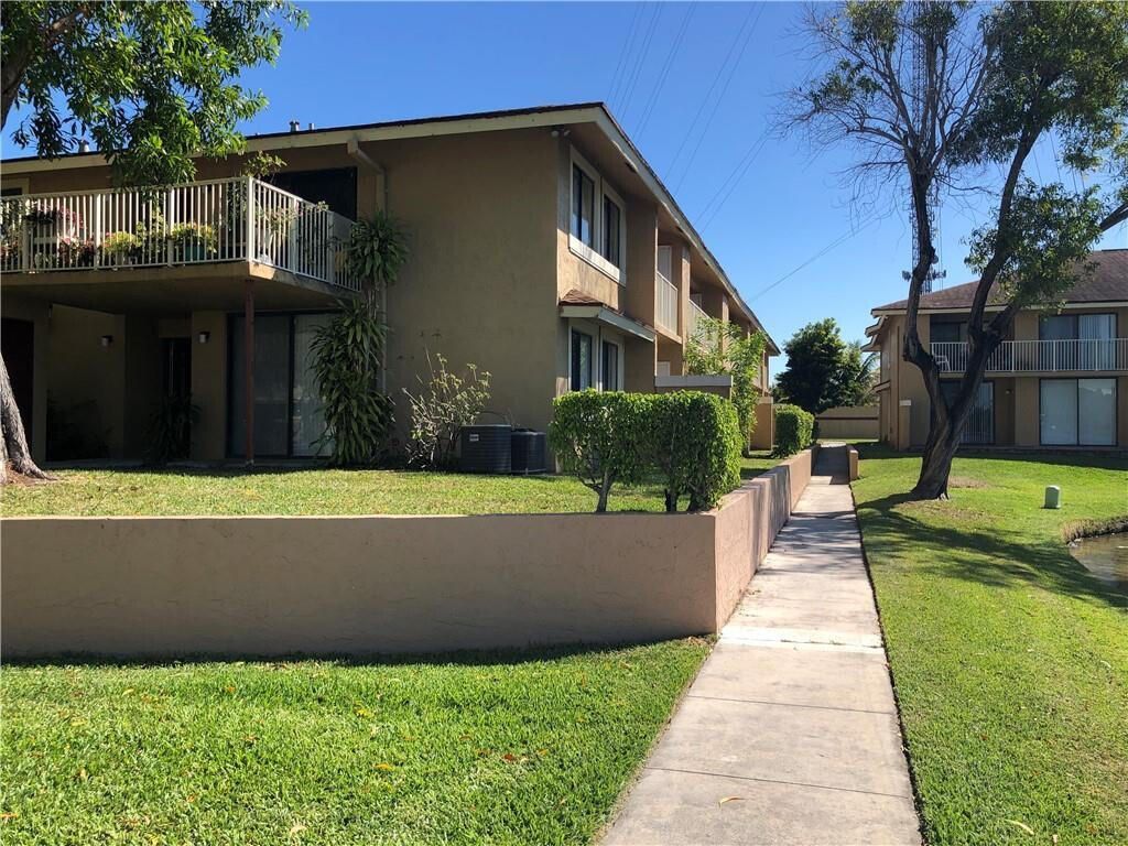 410 NW 214th Street, Unit 105, Miami Gardens, FL 33169 Photo