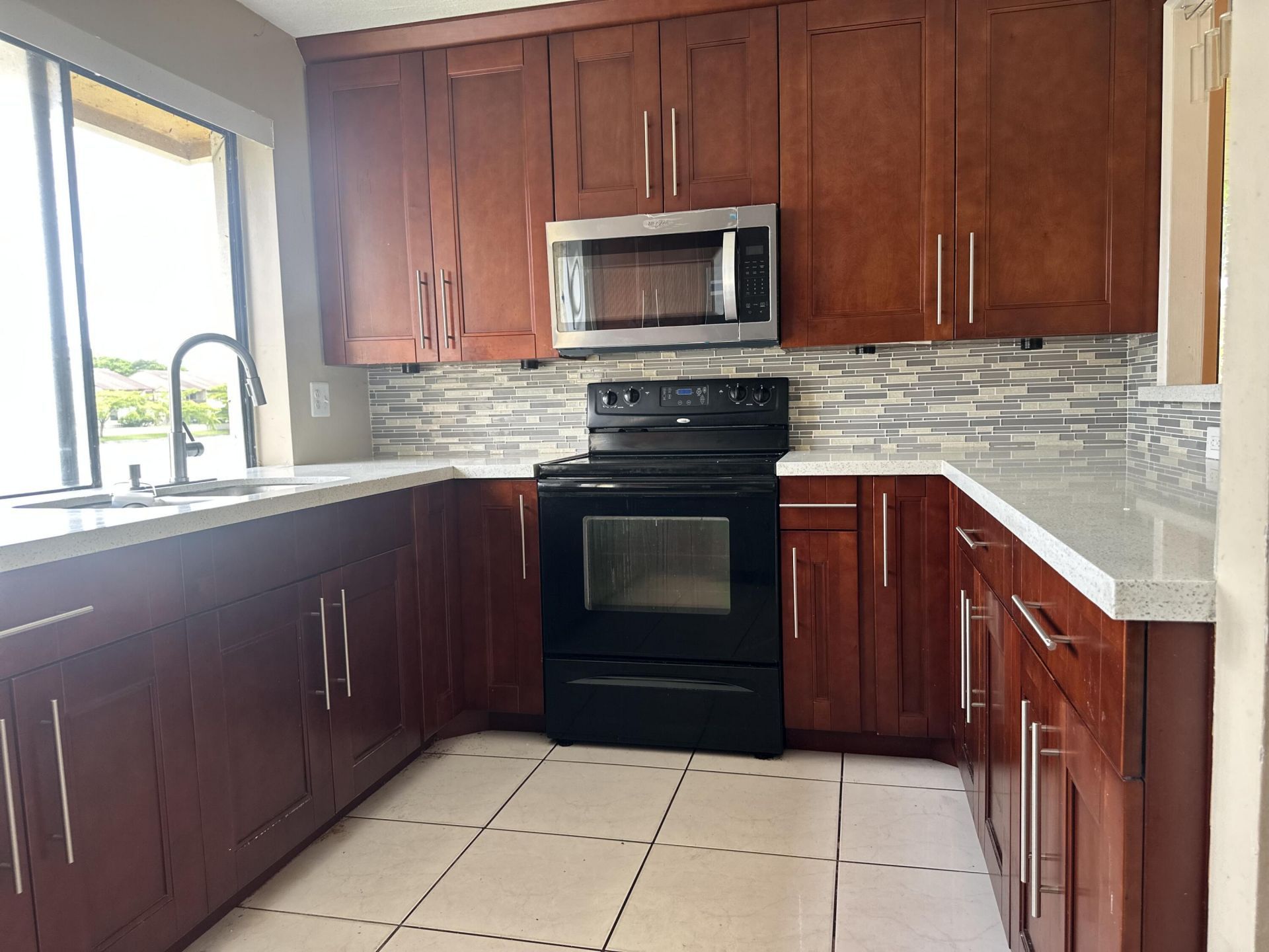410 NW 214th Street, Unit 105, Miami Gardens, FL 33169 Photo