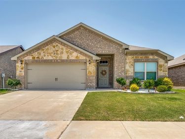 413 Edgewick Lane, Fort Worth, TX 76036