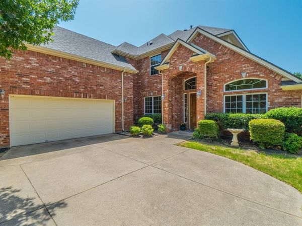 904 Ascension Drive, Hurst, TX 76053