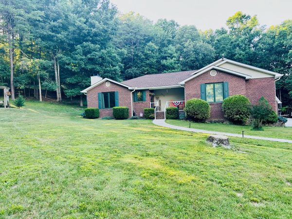 290 Goodstock Road, Crossville, TN 38555