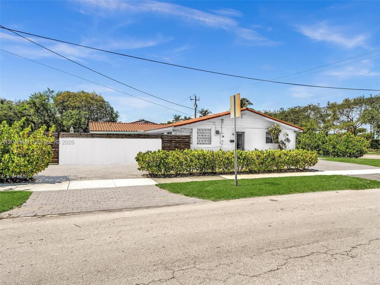19225 NE 18th Ave , Miami, FL 33179 Photo
