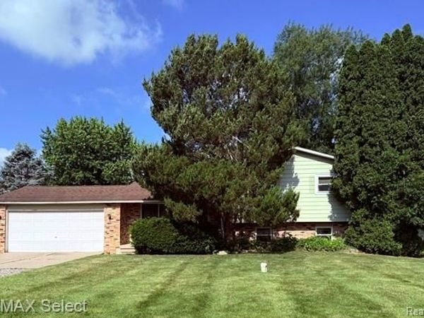 7066 Sharp Road , Mundy Twp, MI 48473