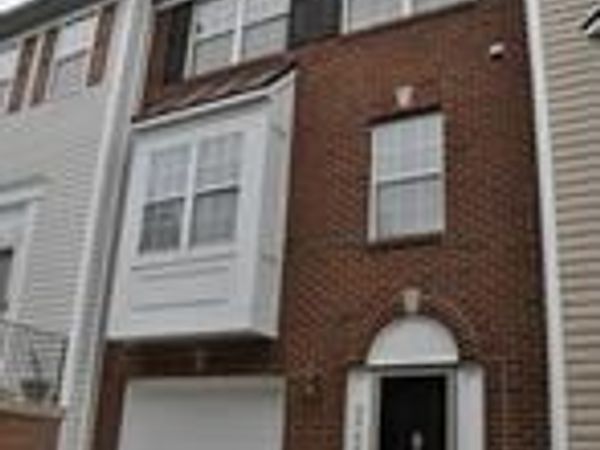 9909 ROYAL COMMERCE PLACE , UPPER MARLBORO, MD 20774