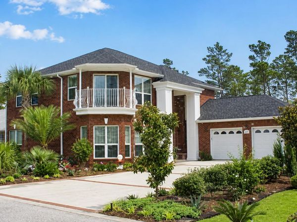 511 Fallin Water Drive, Mary Esther, FL 32569