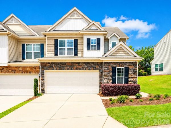 4752 Mount Royal Lane, Charlotte, NC 28210