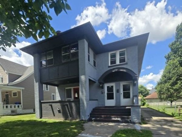1721 S 5th Street , Rockford, IL 61104