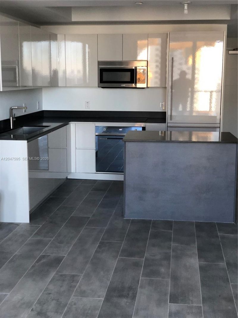 1010 Brickell Ave , Unit 3709, Miami, FL 33131 Photo