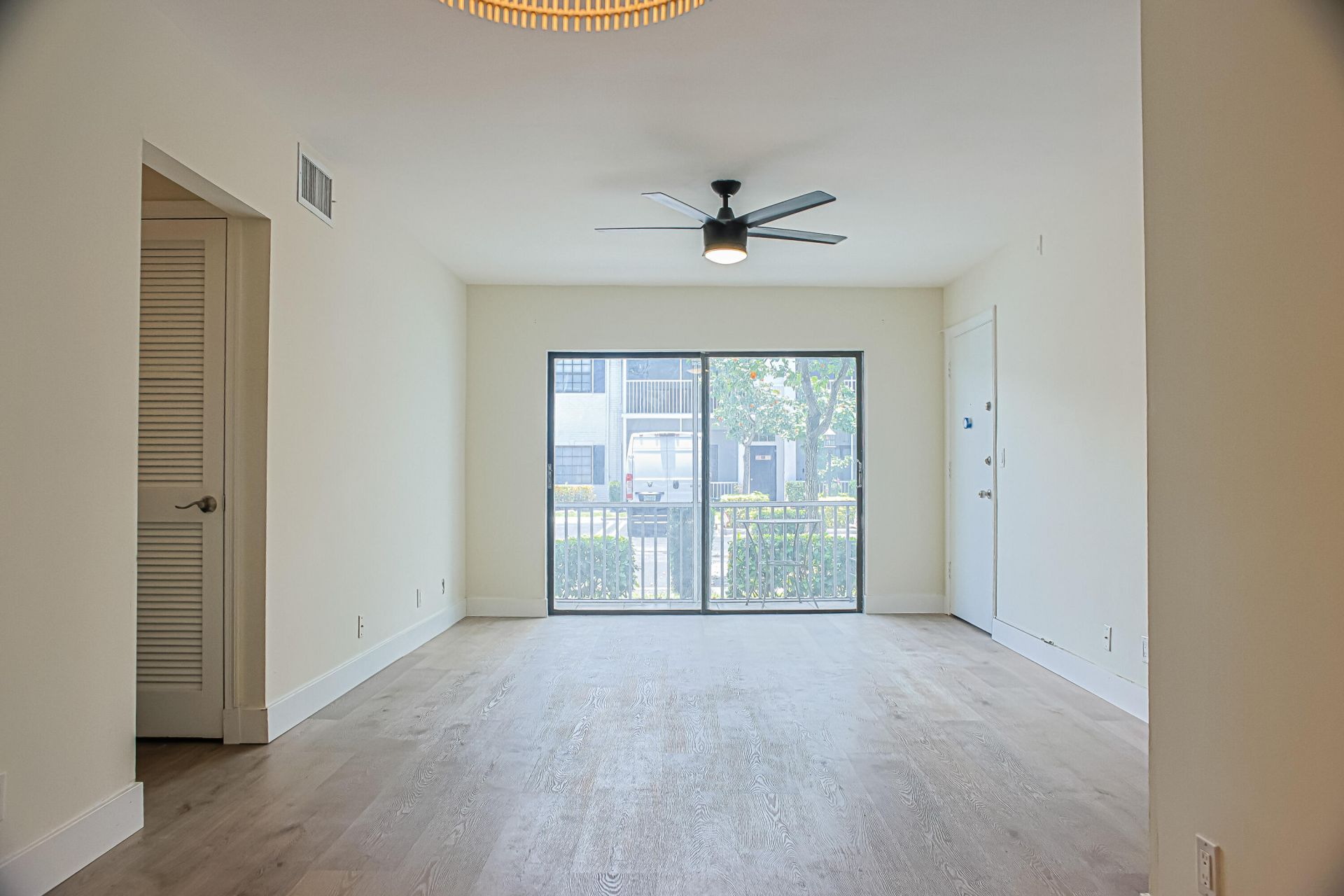 130 Cypress Club Drive, Unit 309, Pompano Beach, FL 33060 Photo