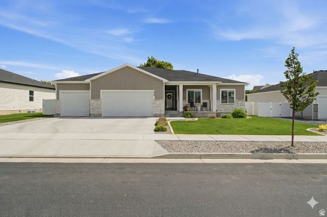236 W 470 N, Smithfield, UT 84335 Main Photo