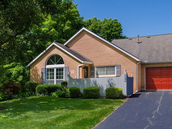 5005 Blendon Pond Drive , Westerville, OH 43081