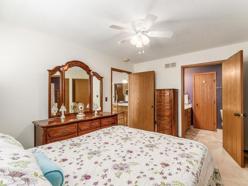 5005 Blendon Pond Drive, Westerville, OH 43081 Photo 14