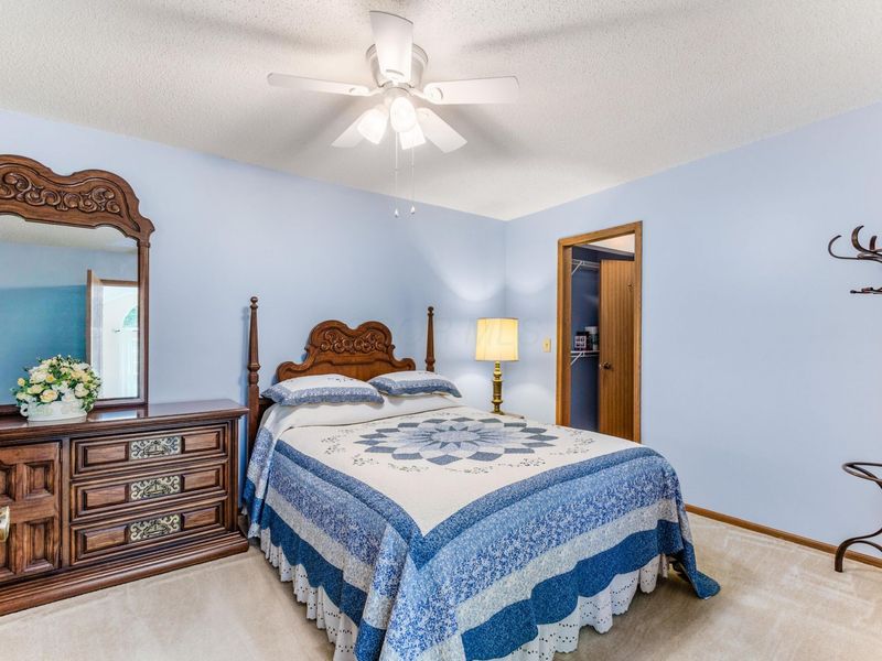 5005 Blendon Pond Drive, Westerville, OH 43081 Photo 9