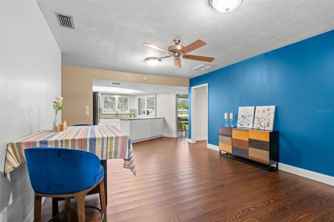 6729 Tequesta Drive , Seminole, FL 33777 Photo