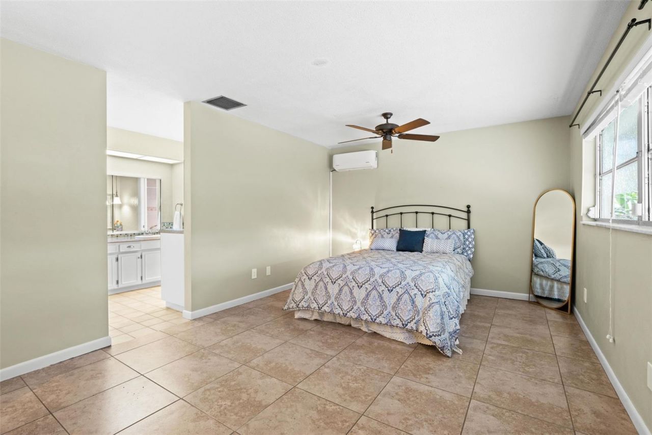 6729 Tequesta Drive , Seminole, FL 33777 Photo