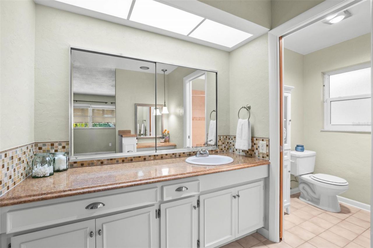 6729 Tequesta Drive , Seminole, FL 33777 Photo